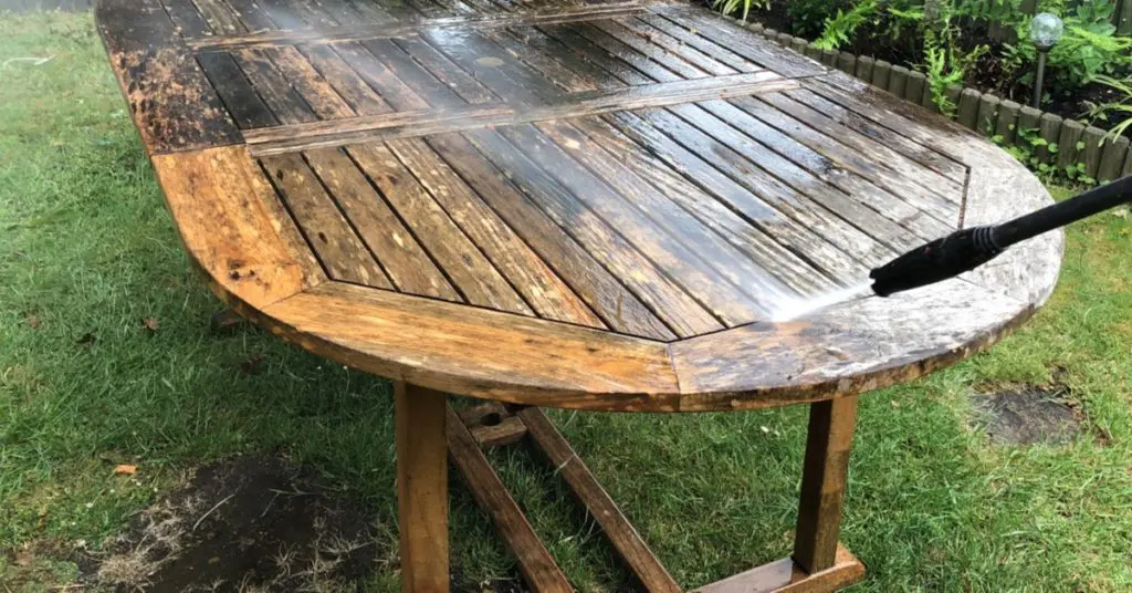 7 Things That Can Be Cleaned with Pressure Washing, outdoor furniture