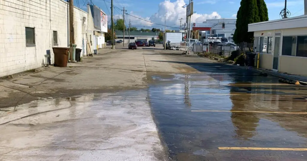 dirty parking lot, signs parking lot need parking lot power washing